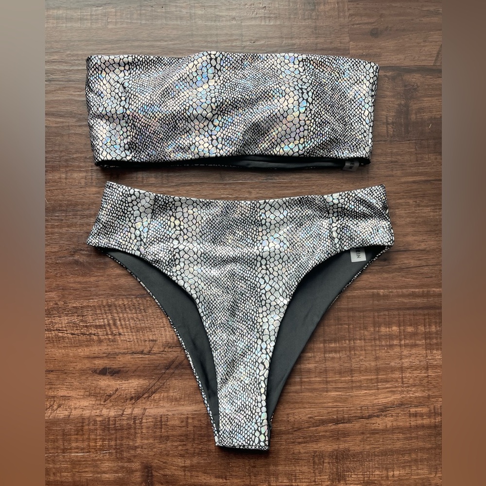 Bandeau bikini